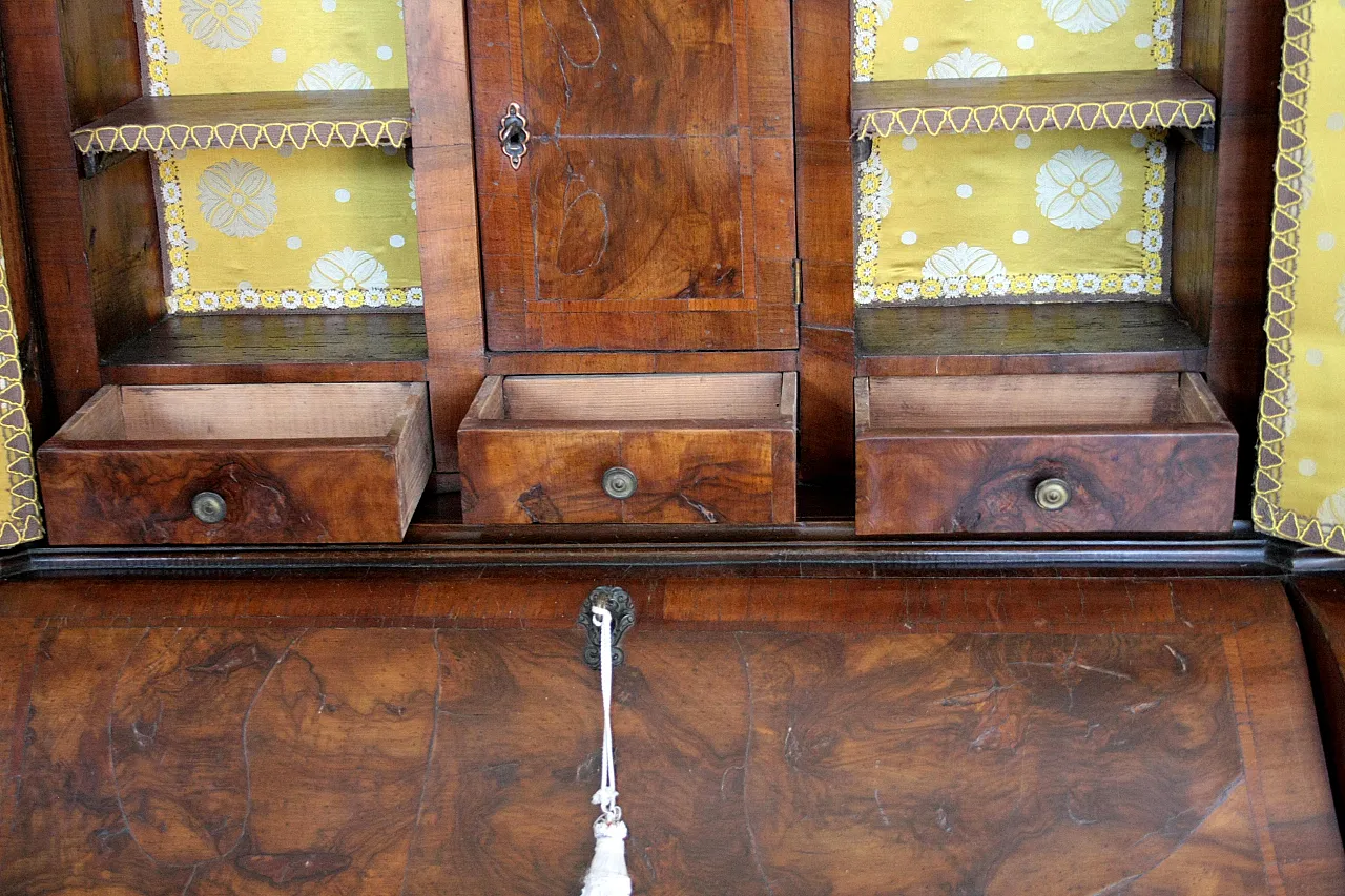 Trumeau in walnut, 19th century 13