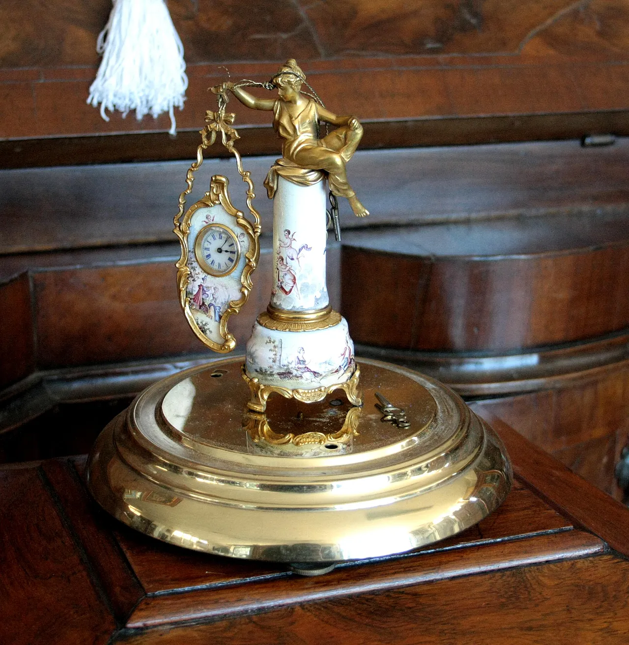Art Deco bronze and enamel table clock, 19th century 10