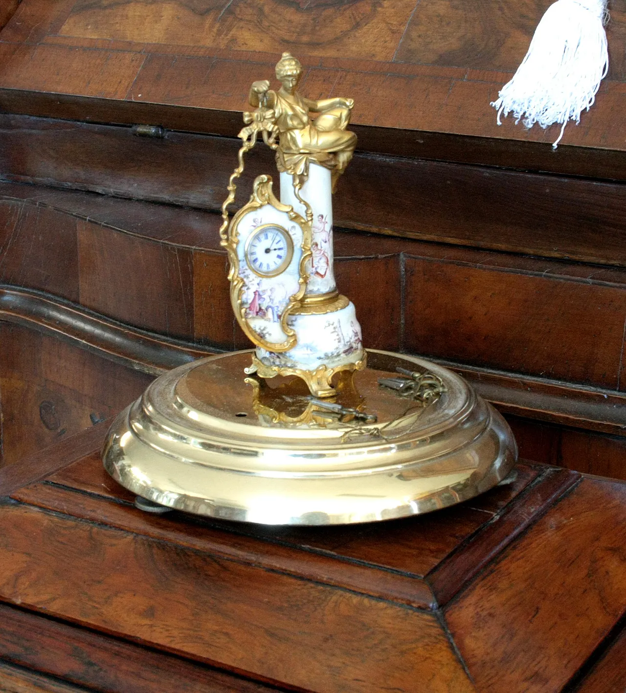 Art Deco bronze and enamel table clock, 19th century 16