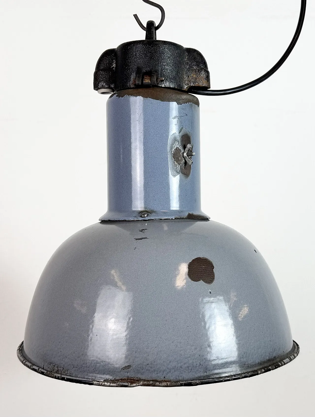 Industrial Grey Enamel Bauhaus Pendant Lamp, 1930s 2