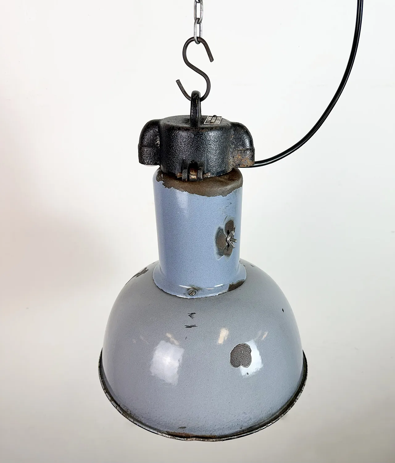Industrial Grey Enamel Bauhaus Pendant Lamp, 1930s 5