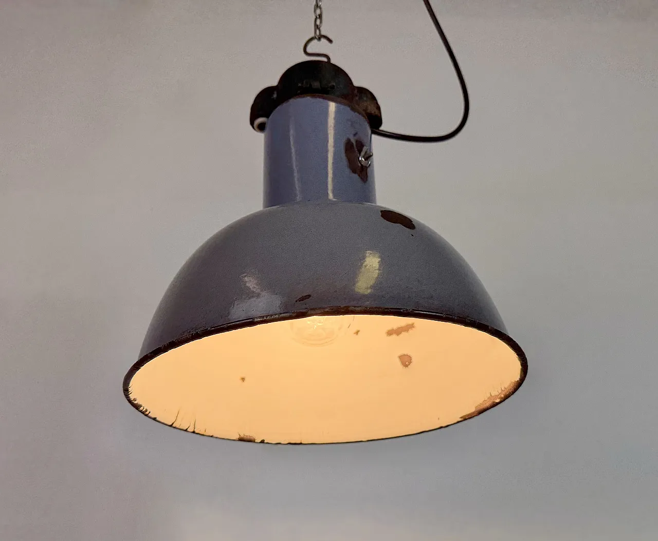 Industrial Grey Enamel Bauhaus Pendant Lamp, 1930s 10