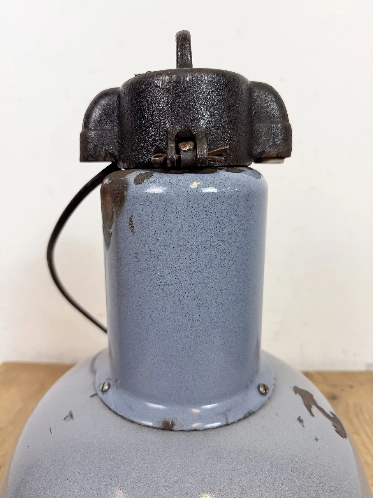 Industrial Grey Enamel Bauhaus Pendant Lamp, 1930s 17