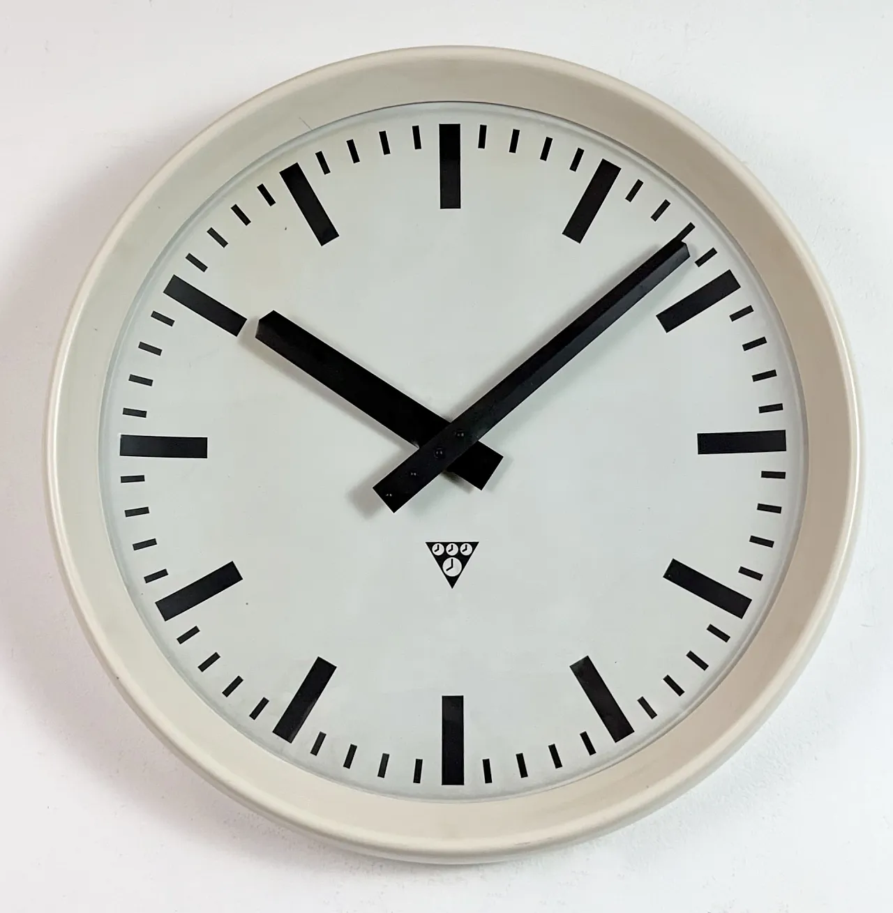 Large Industrial Bakelite Factory Wall Clock from Pragotron, 1960s 3