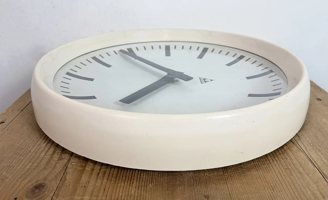 Large Industrial Bakelite Factory Wall Clock from Pragotron, 1960s 14