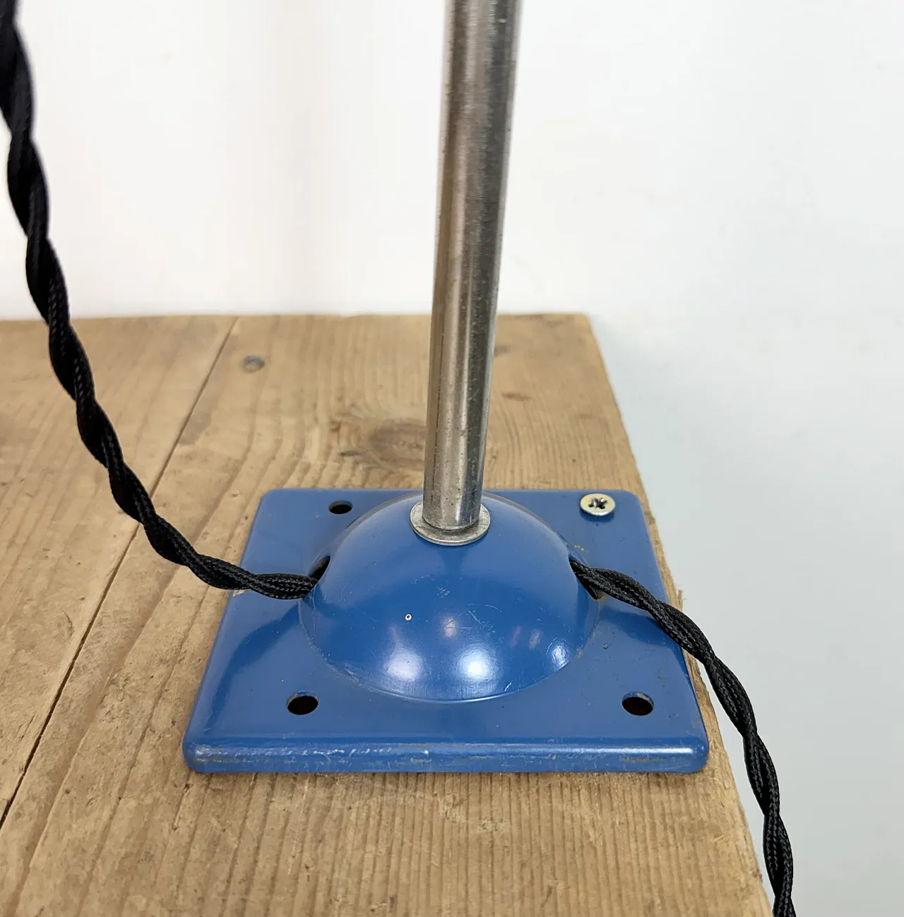 Industrial East German Scissor Lamp from VEB Zweckleuchtenbau Dresden 5