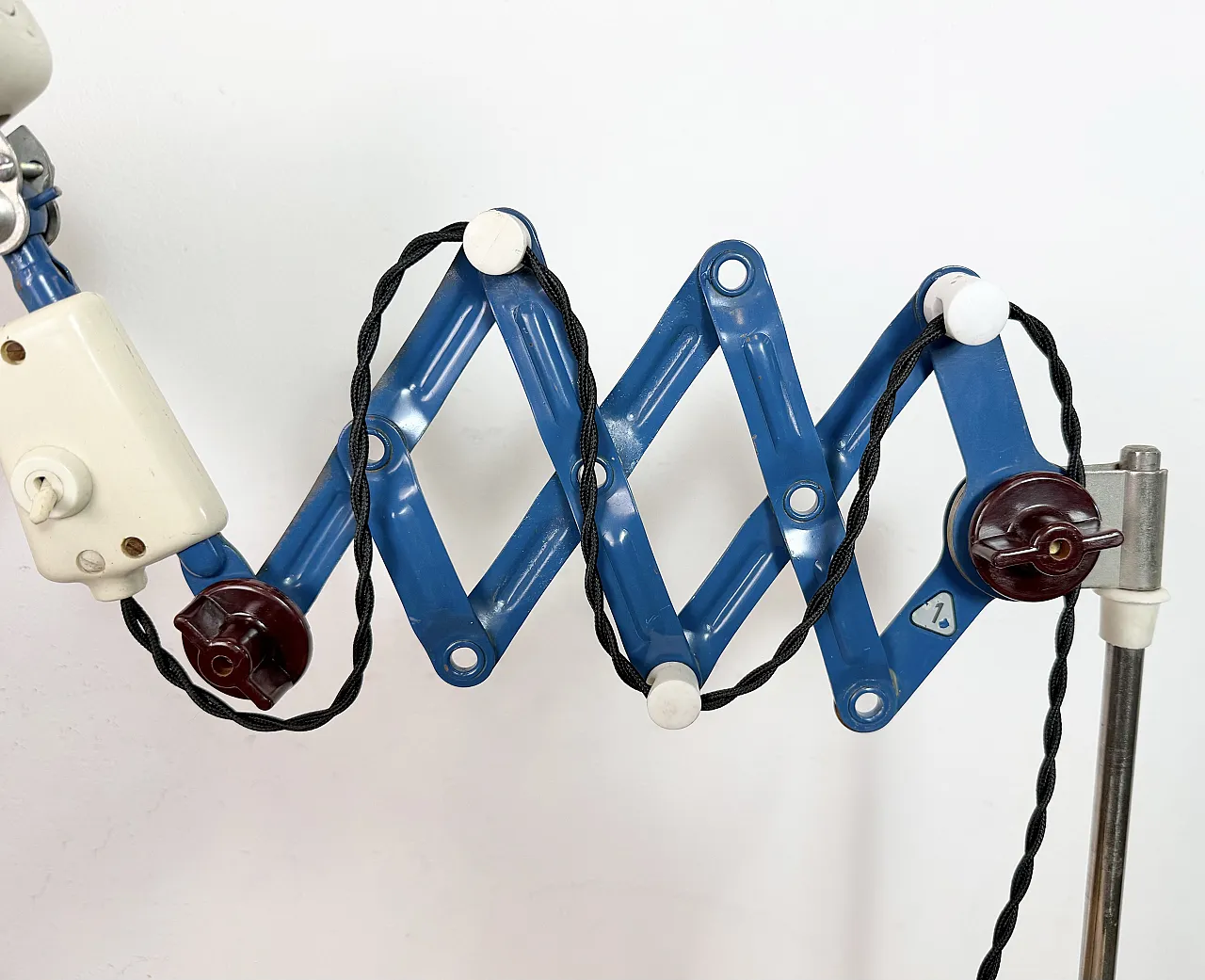 Industrial East German Scissor Lamp from VEB Zweckleuchtenbau Dresden 6