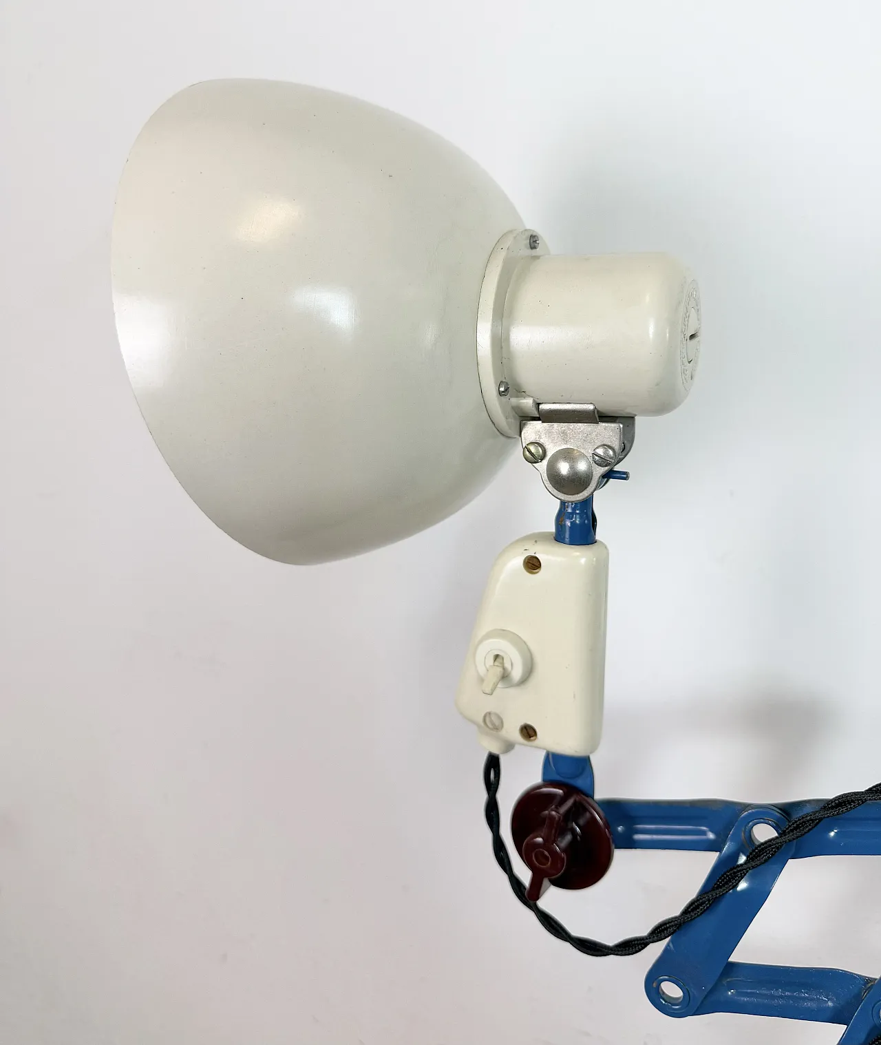 Industrial East German Scissor Lamp from VEB Zweckleuchtenbau Dresden 10