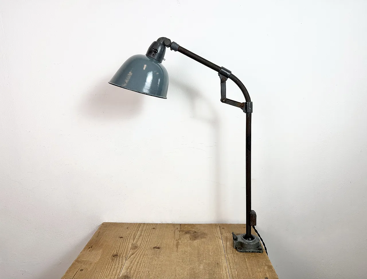 Industrial Grey Enamel Workshop Table Lamp from Siemens, 1950s 2