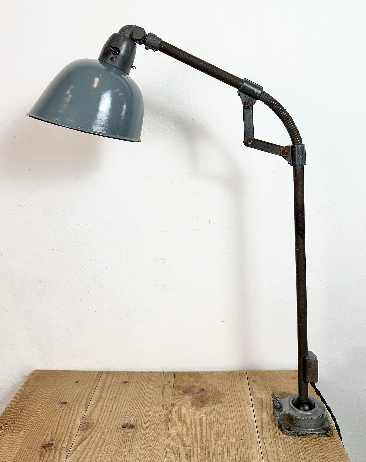 Industrial Grey Enamel Workshop Table Lamp from Siemens, 1950s 3