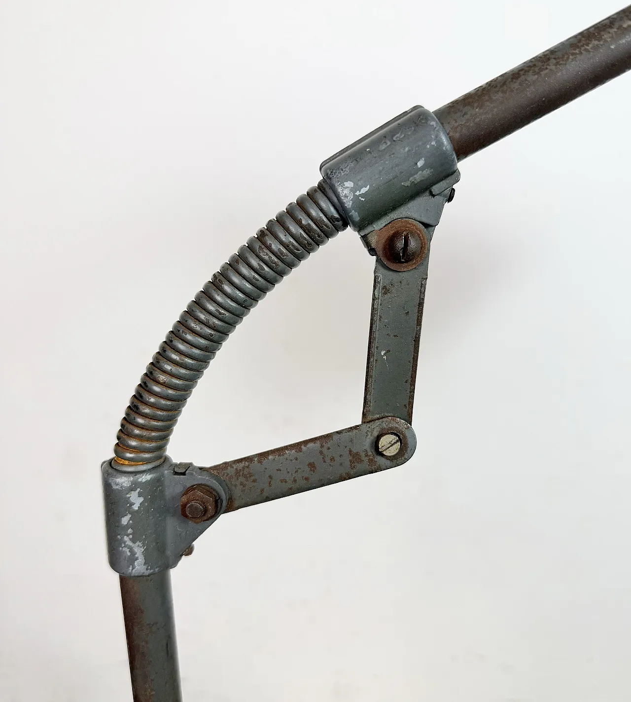 Industrial Grey Enamel Workshop Table Lamp from Siemens, 1950s 16