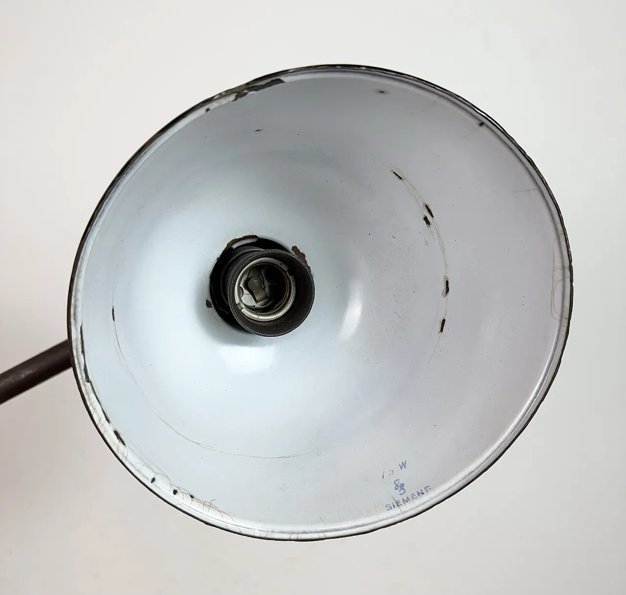 Industrial Grey Enamel Workshop Table Lamp from Siemens, 1950s 18