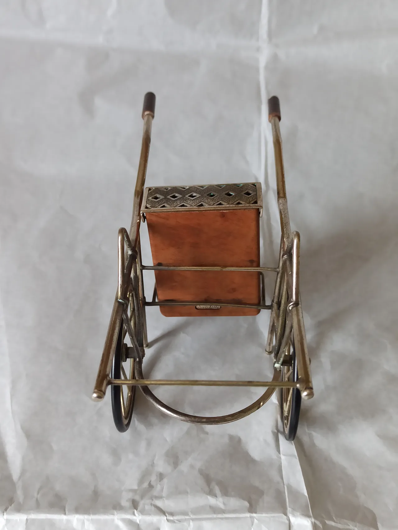 Match trolley and cigarette bin, 70s 31