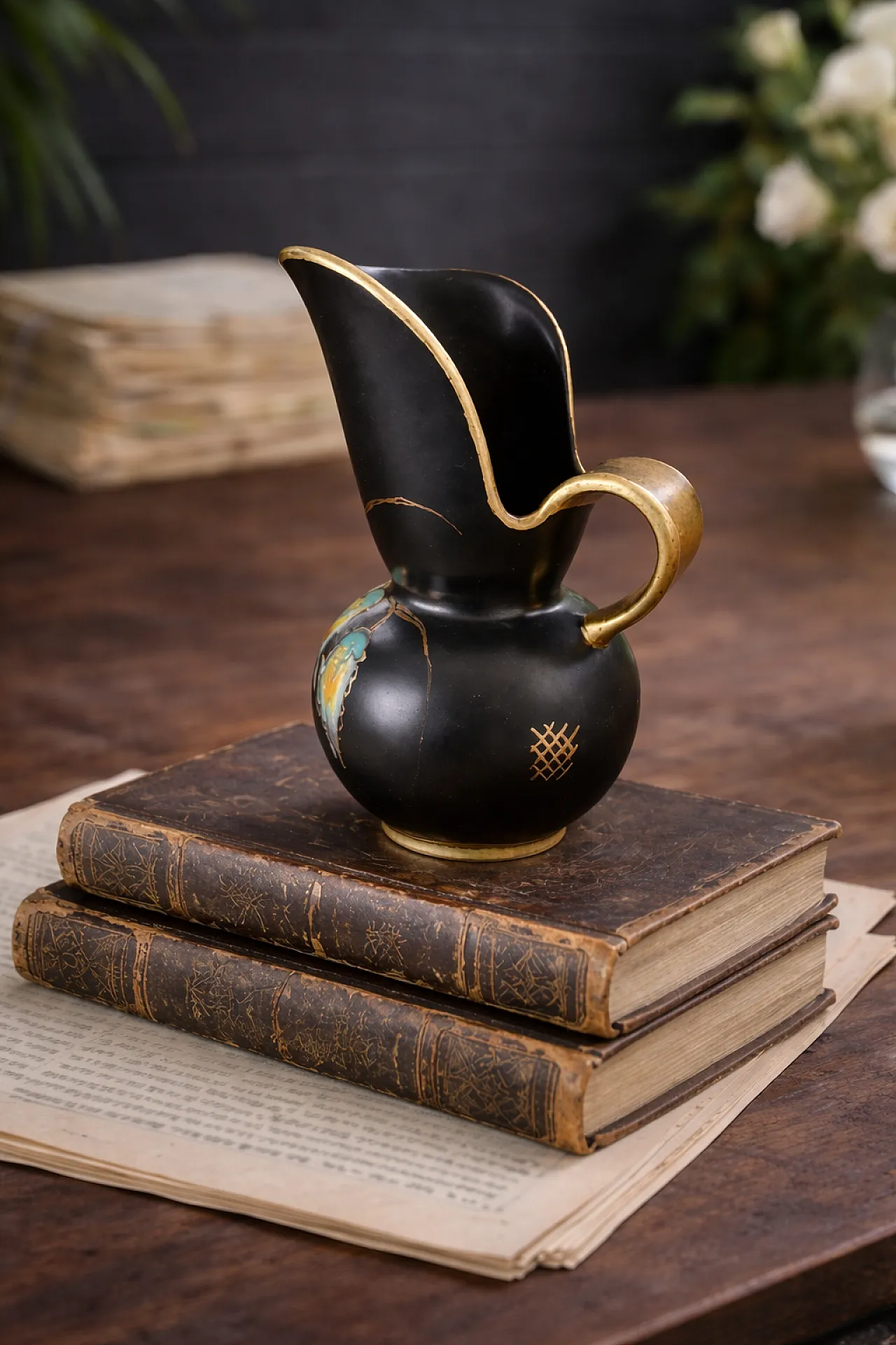 Art Deco Regina Gouda Nora Jug Vase Hand-Painted, 1930 1