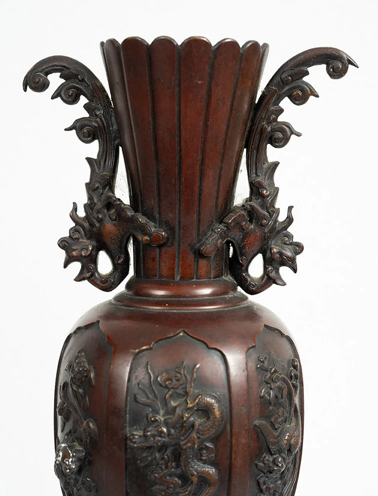 Pair of Chinese patinated bronze vases, late 19th century 2