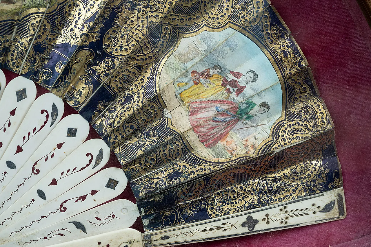 Napoleon III fan depicting bucolic scenes, 19th century 4