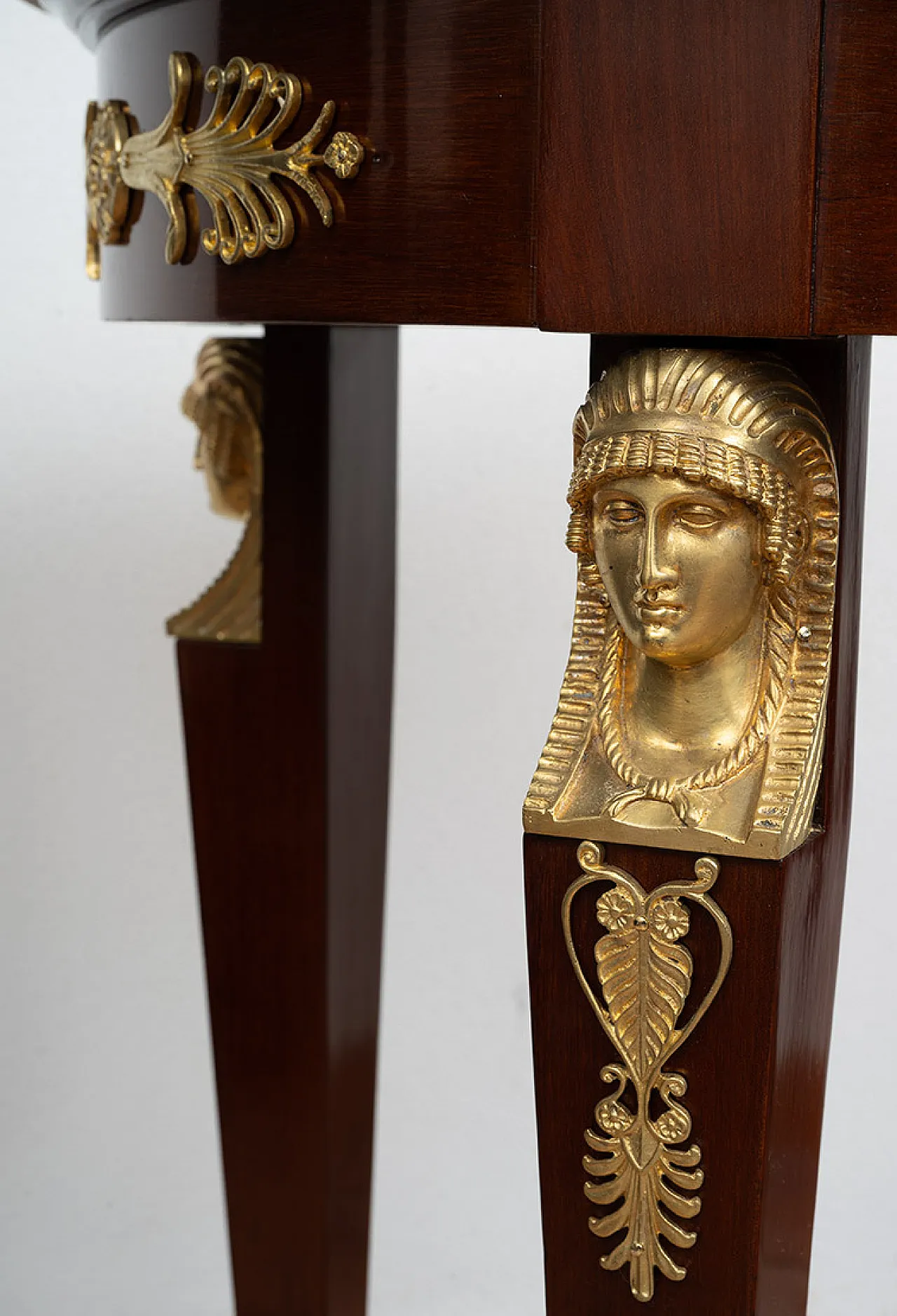 Coffee table in mahogany feather with marble top, 19th century 2