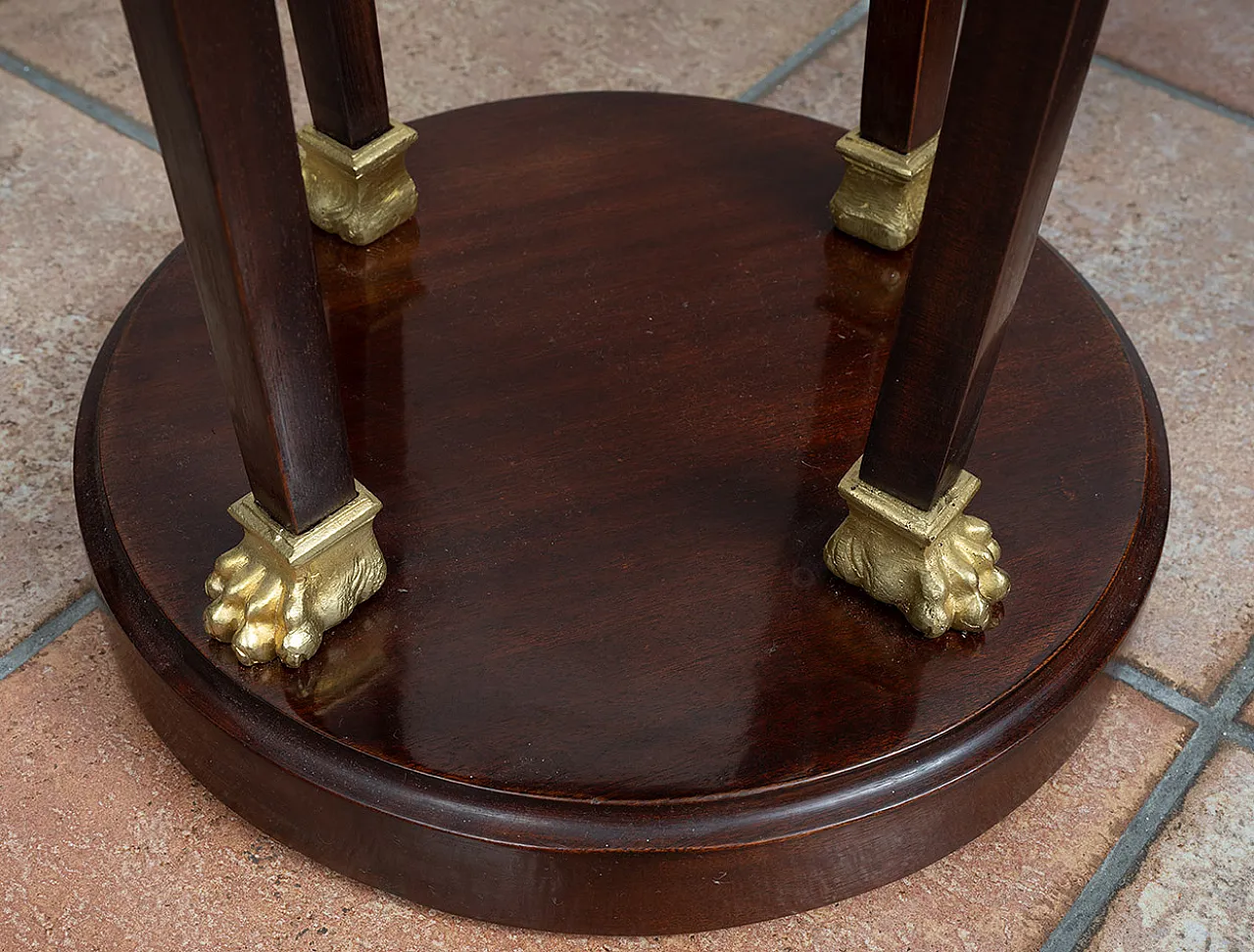 Pair of mahogany feather pedestals with plate, 19th century 4