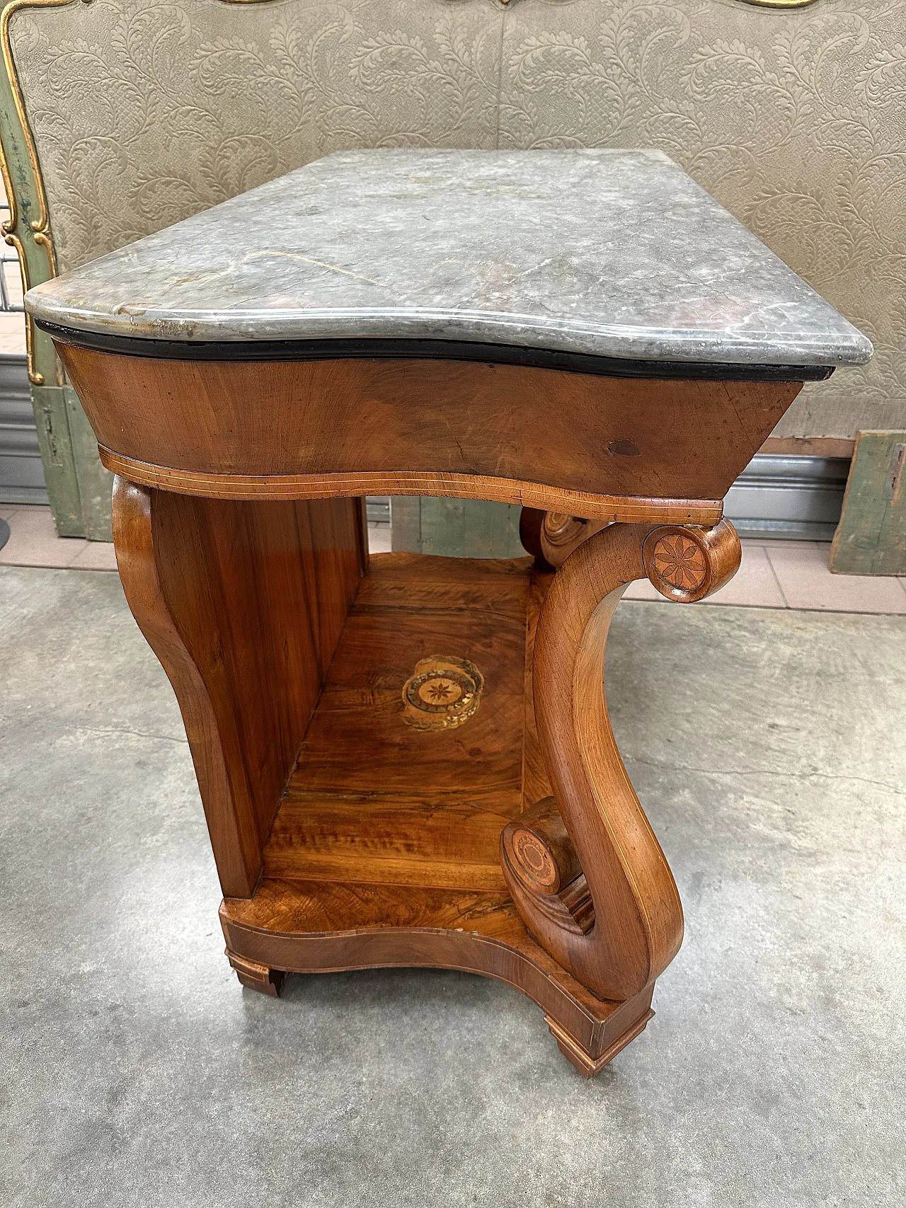 Carlo X console walnut, maple bronze inlays, Piedmont, early 19th c. 4