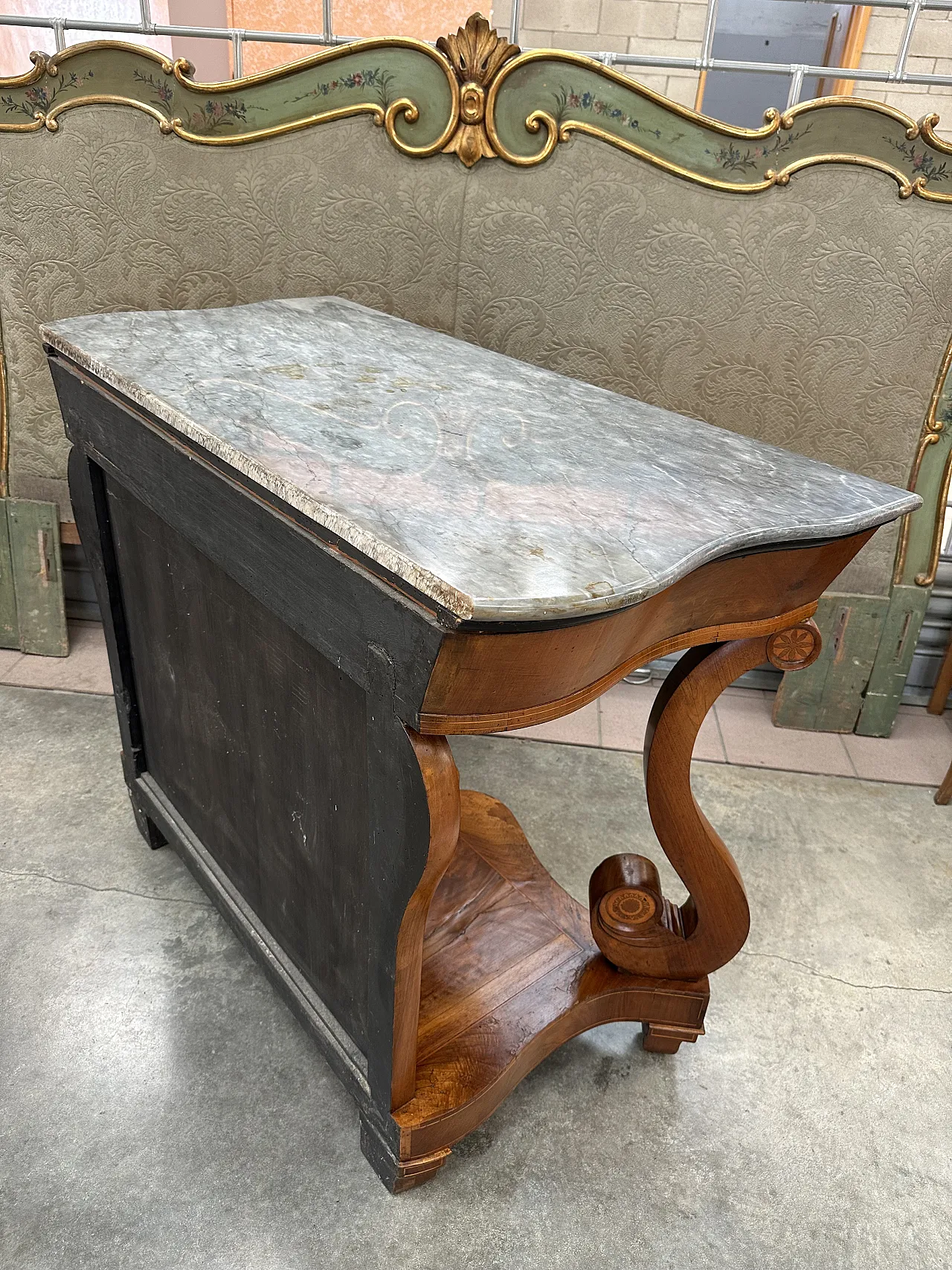 Carlo X console walnut, maple bronze inlays, Piedmont, early 19th c. 5