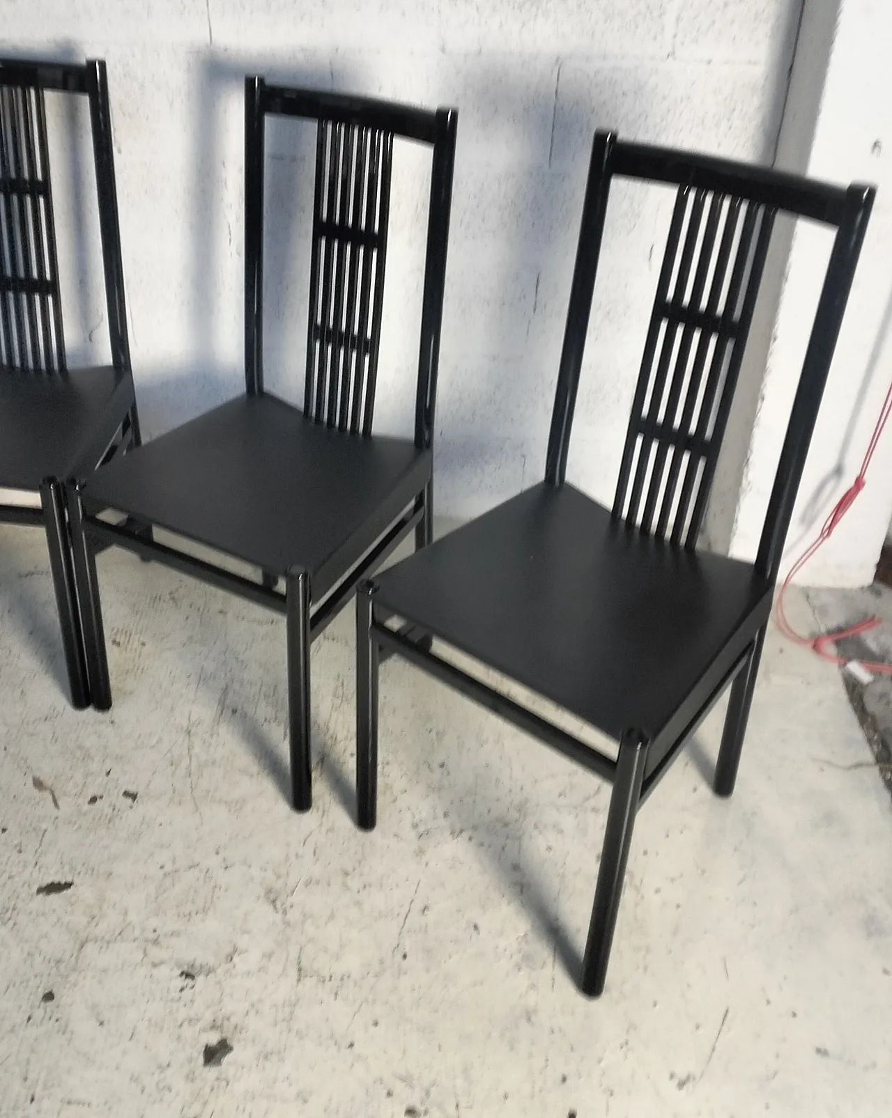 Set of 6 lacquered dining chairs, Italy 80s 7