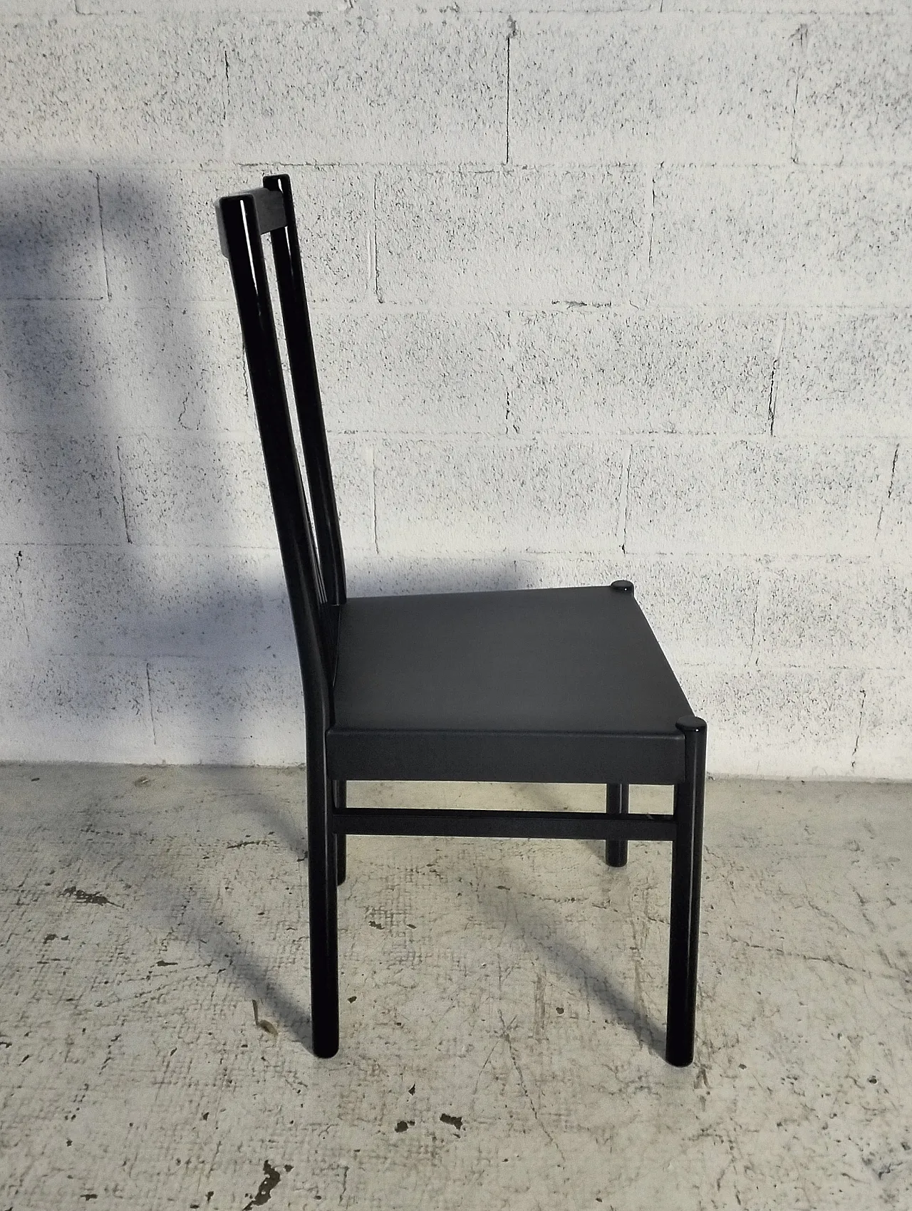 Set of 6 lacquered dining chairs, Italy 80s 14