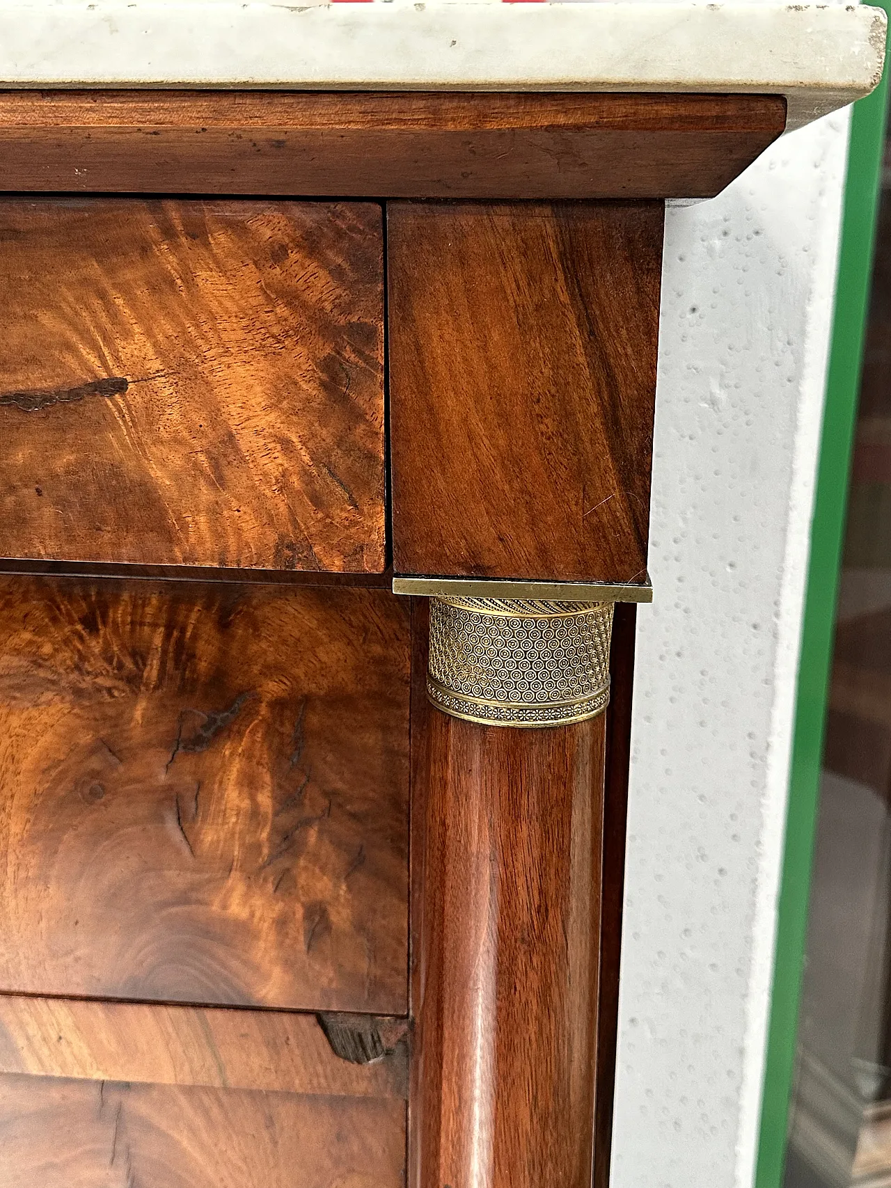 Empire secretaire in walnut feather with columns and bronzes, early 19th century 4