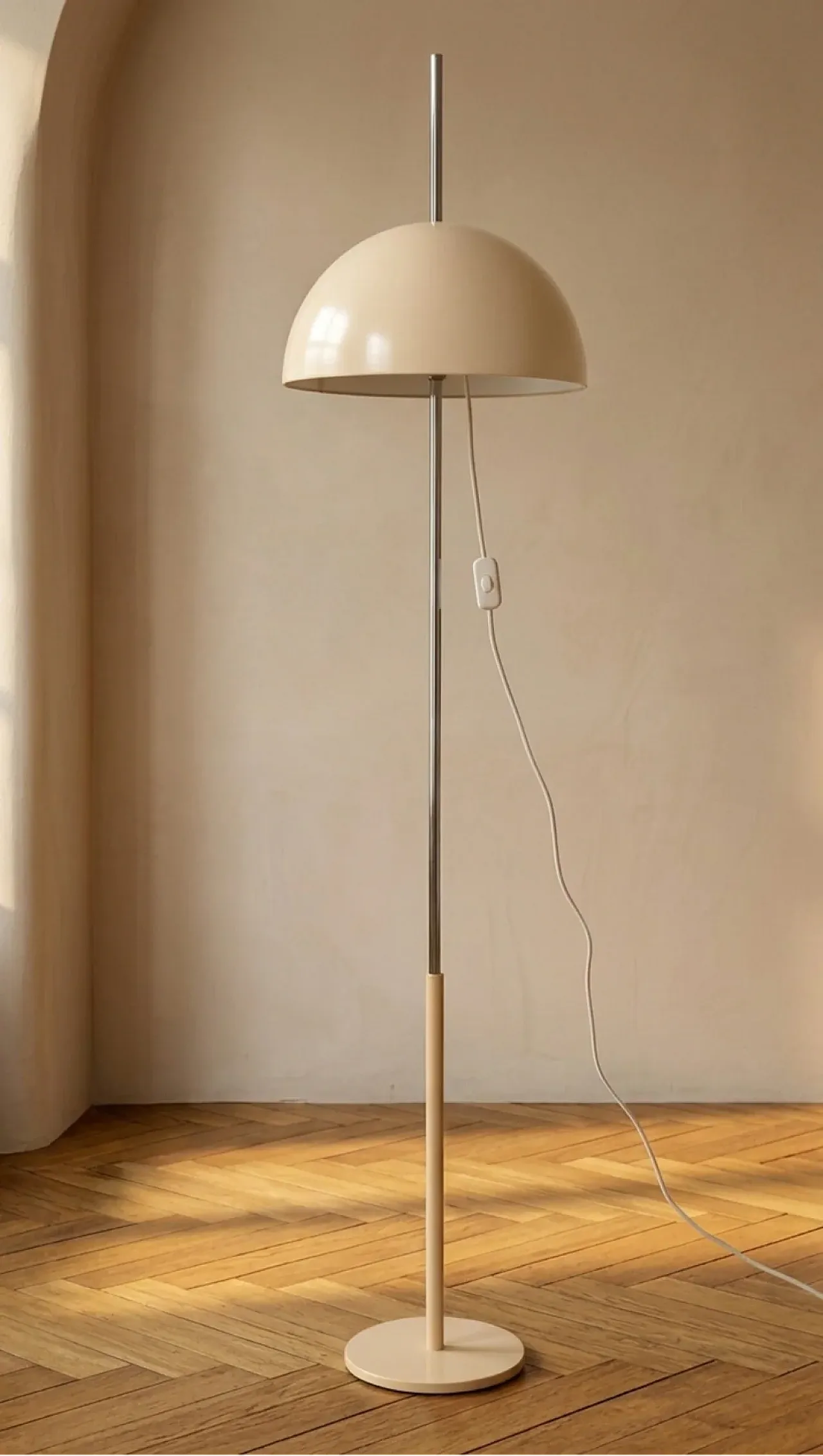 Lampada da terra a forma di fungo in metallo di Napako, anni '70 1