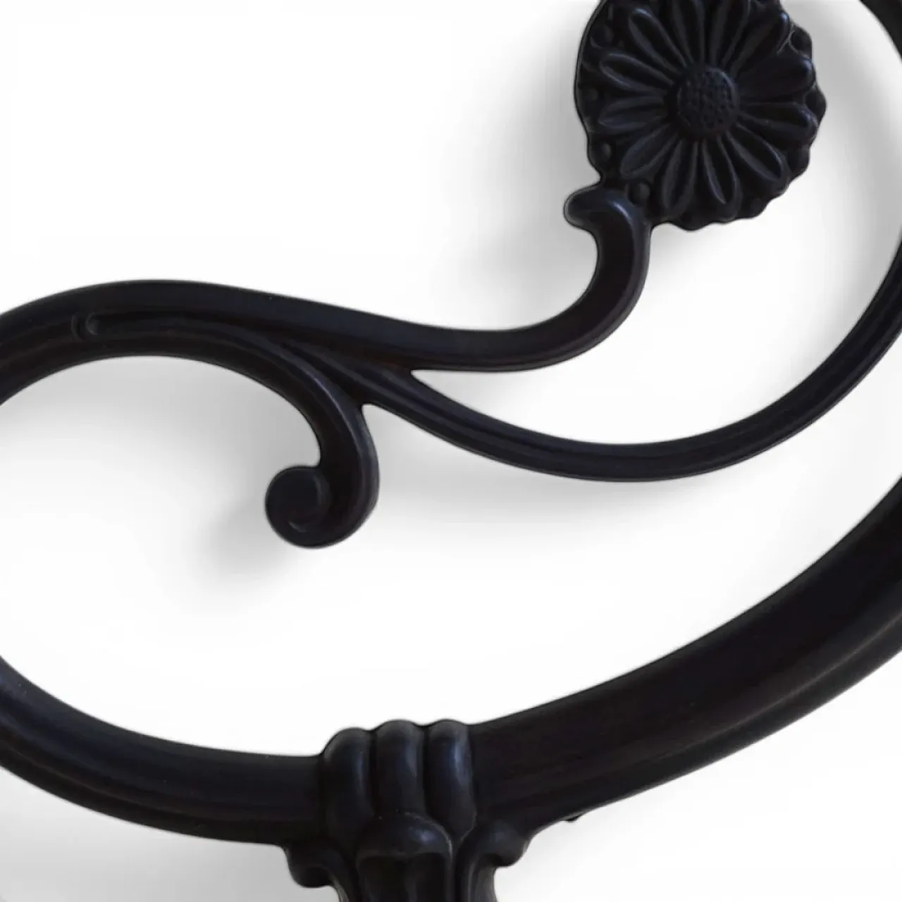 Pair of Art Nouveau brass wall lights, 20th century 3