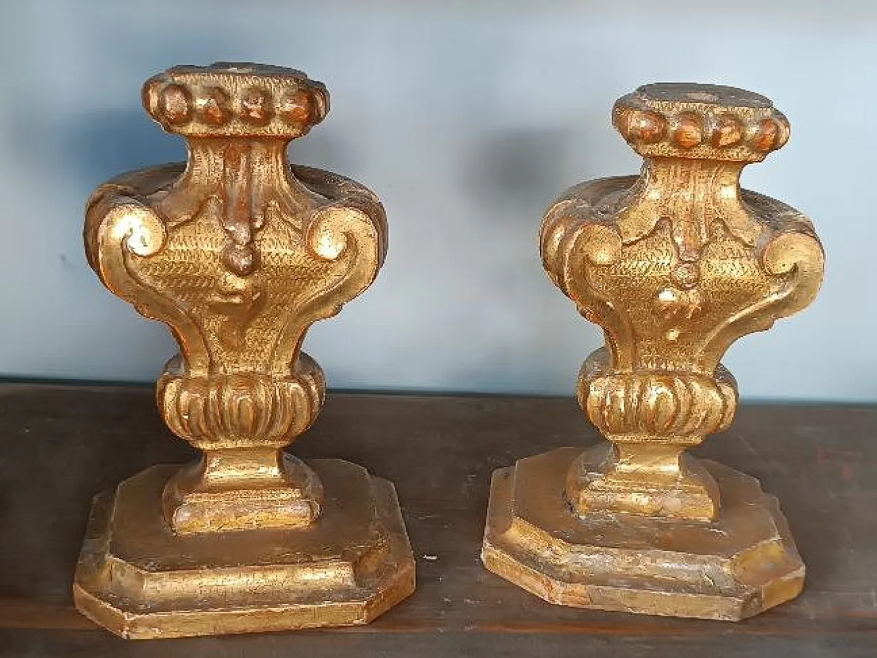Pair of carved and gilded wooden candlesticks, 19th century 2