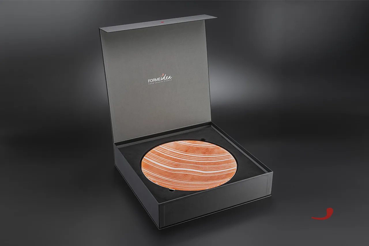 Red and White Glass Fusion Plate Italian Craftsmanship, 2000 6