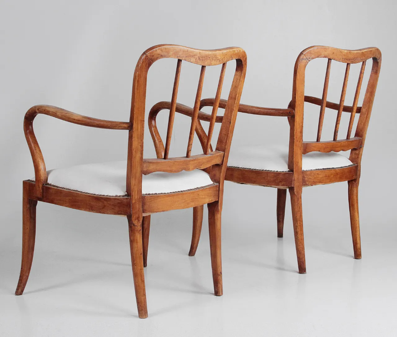 Coppia di poltroncine in legno ed ecopelle, anni '40 5
