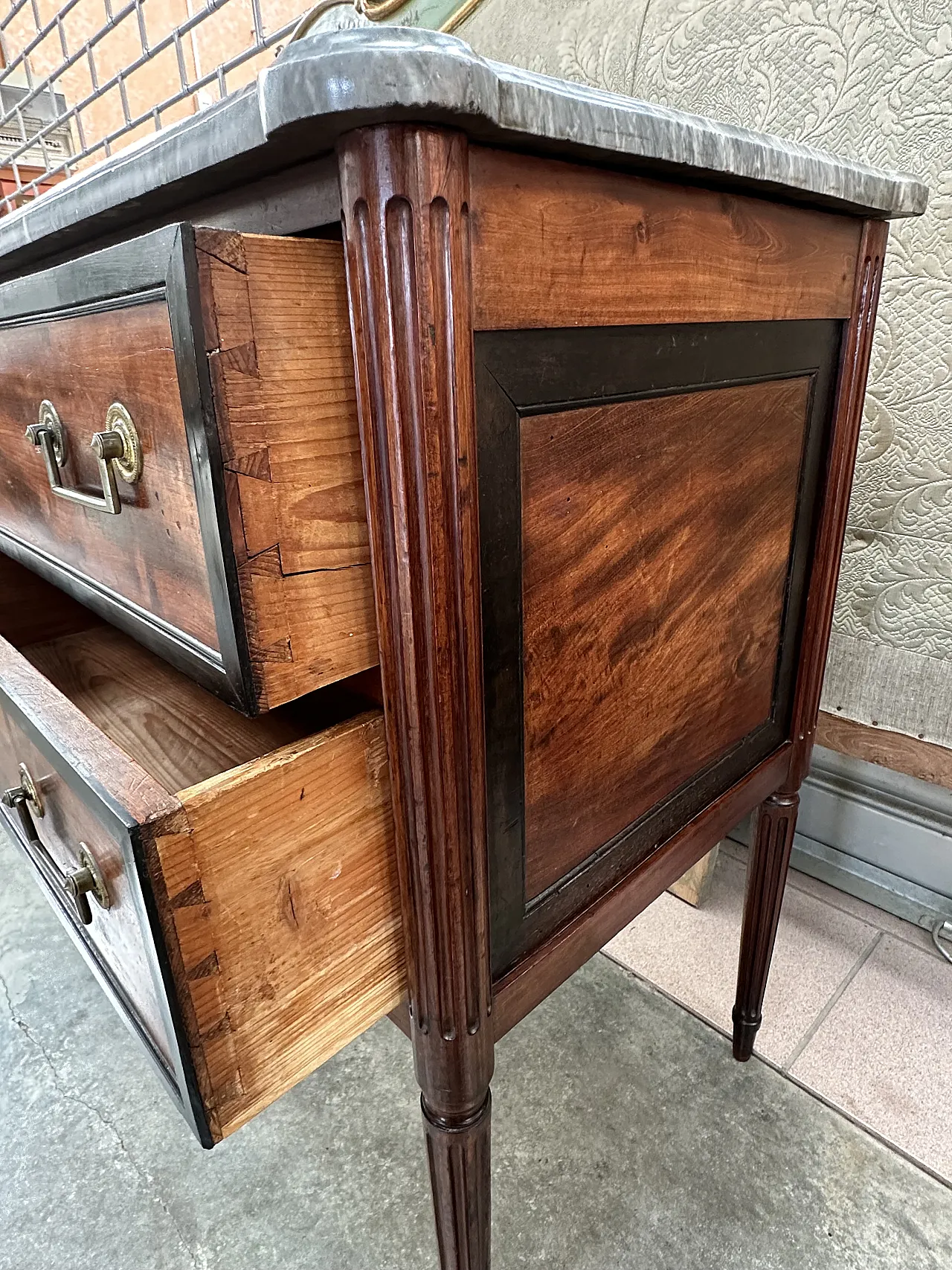 Louis XVI chest of drawers mahogany ebony, Genoa, late 18th century 15