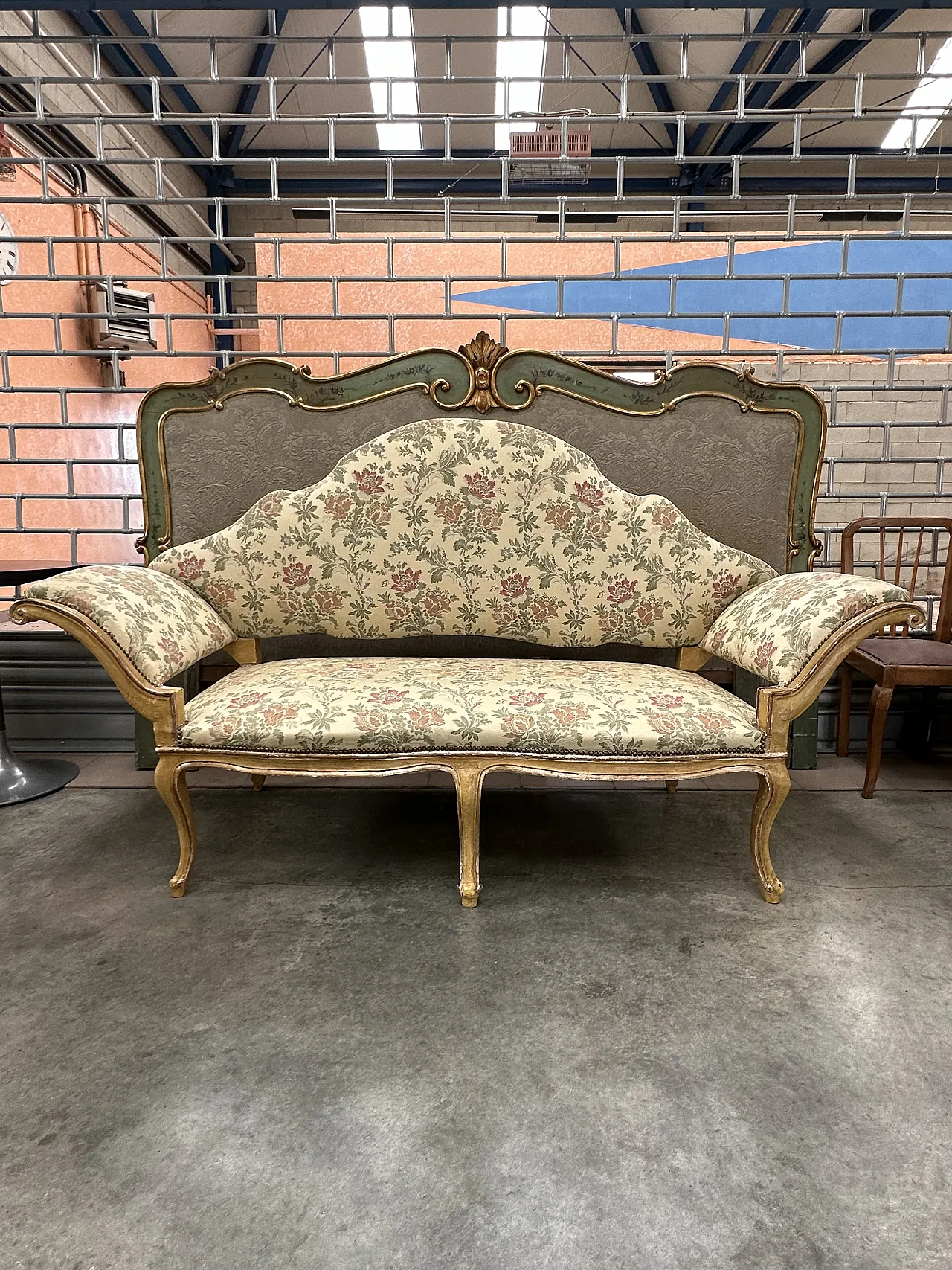Louis XV sofa lacquered with silver profiles, fabric, Turin, mid-18th century 2