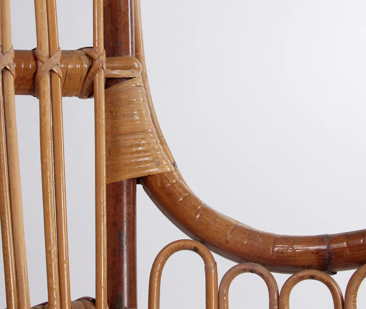 Pair of rattan chairs attributed to Luigi Caccia Dominioni, 1950s 12