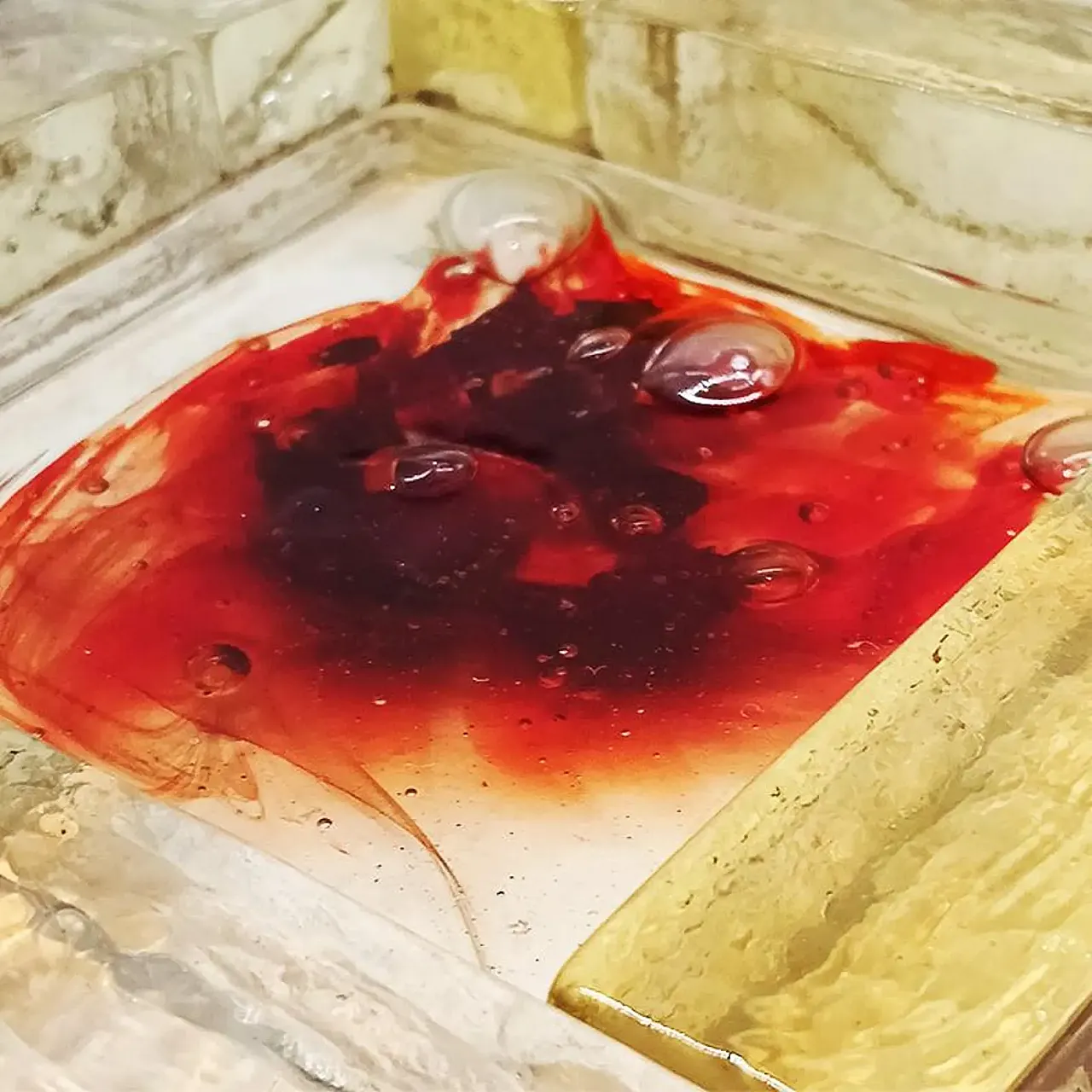 Ashtray in blown Murano glass attributed to Toni Zuccheri, 1950s 7