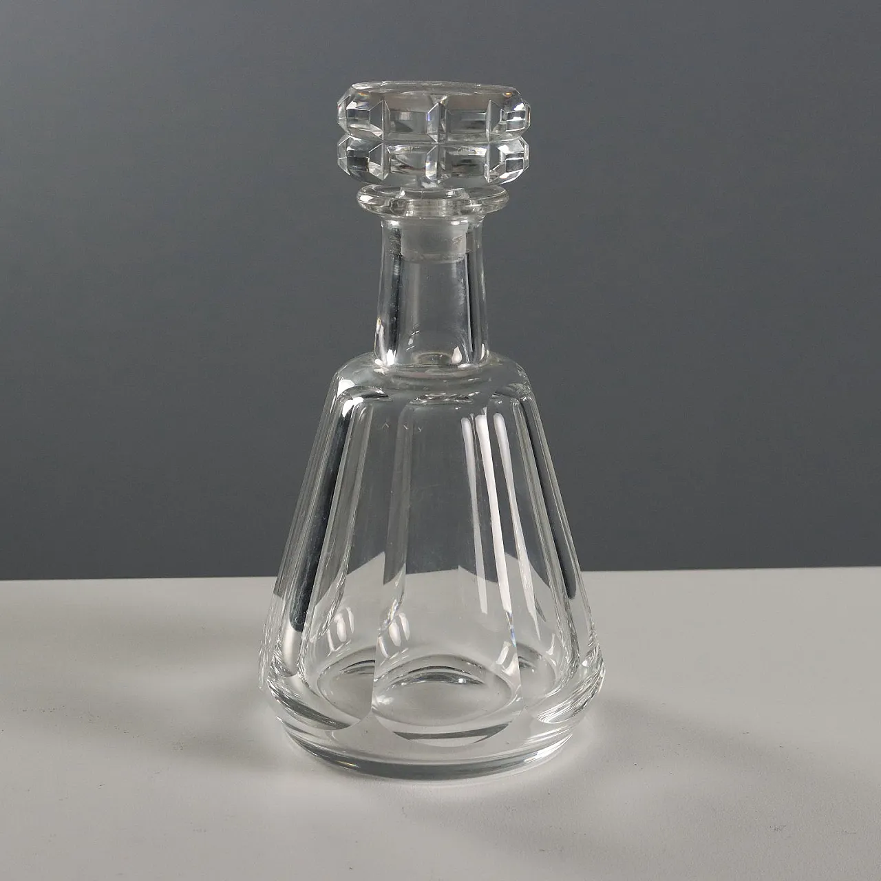 Baccarat Manufacture crystal bottle, 20th century 1