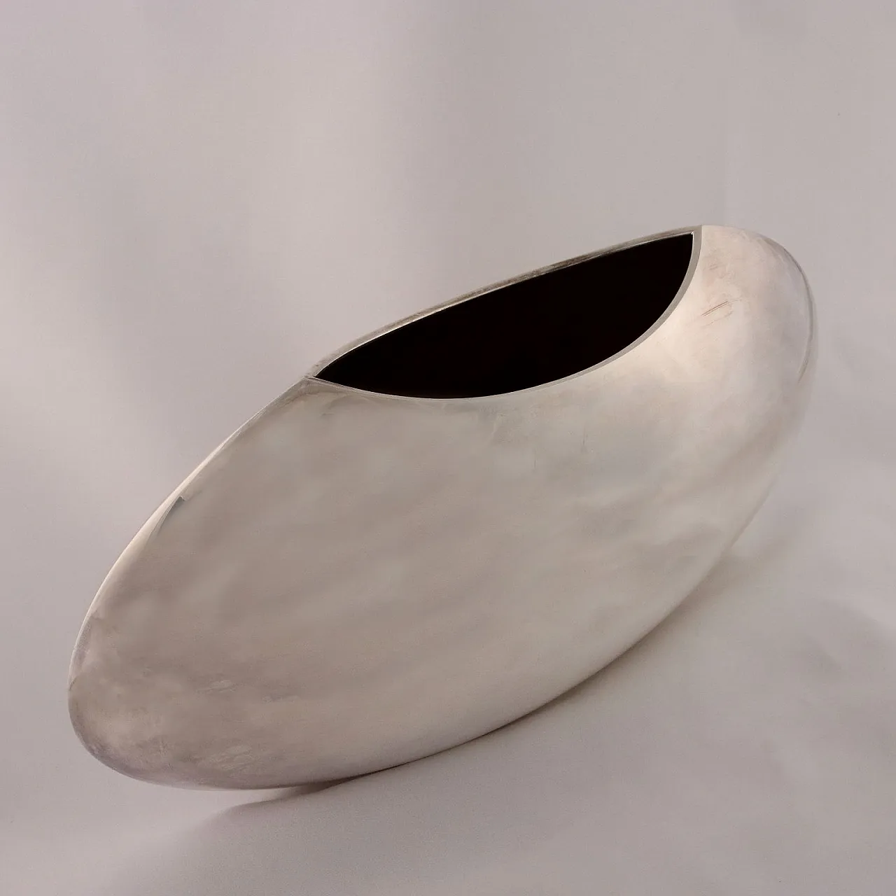 Sin 1976/2002 vase by Lino Sabattini, 2000s 2