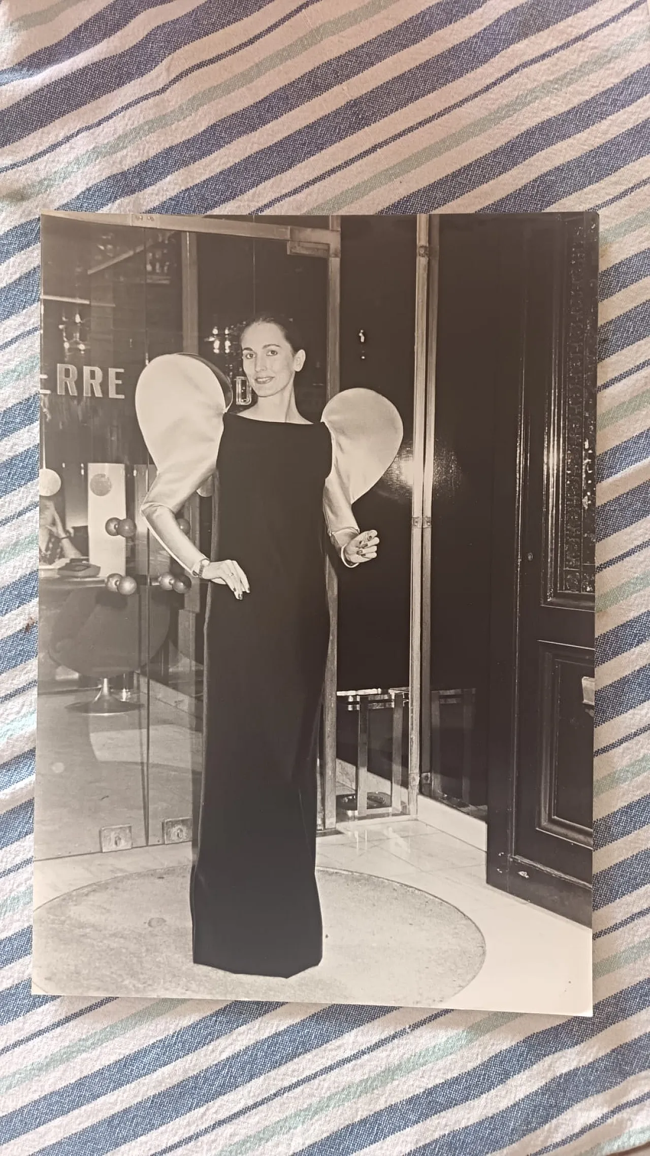 Pierre Cardin Les Sculptures Vivantes – Archive Set, 80s 13