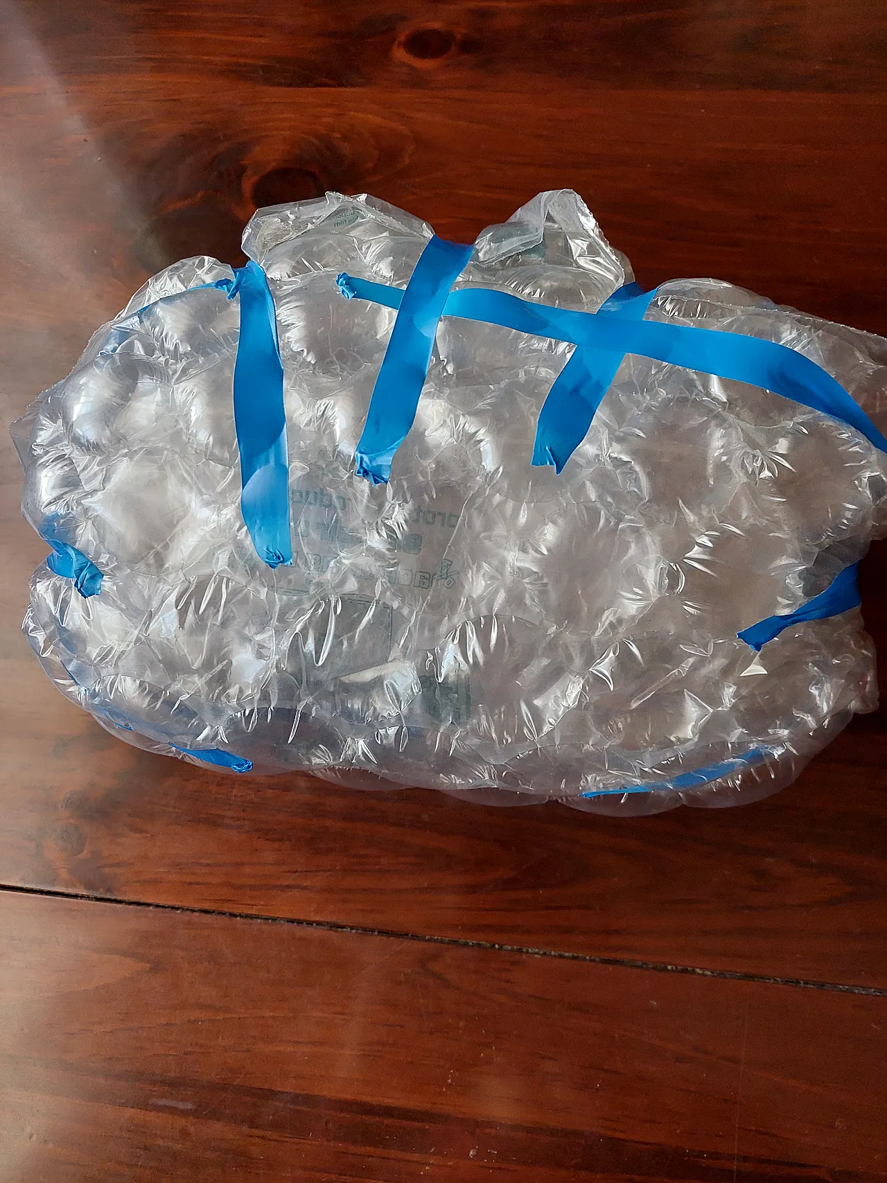 Spinach green nephrite jade vase,  17th century 20