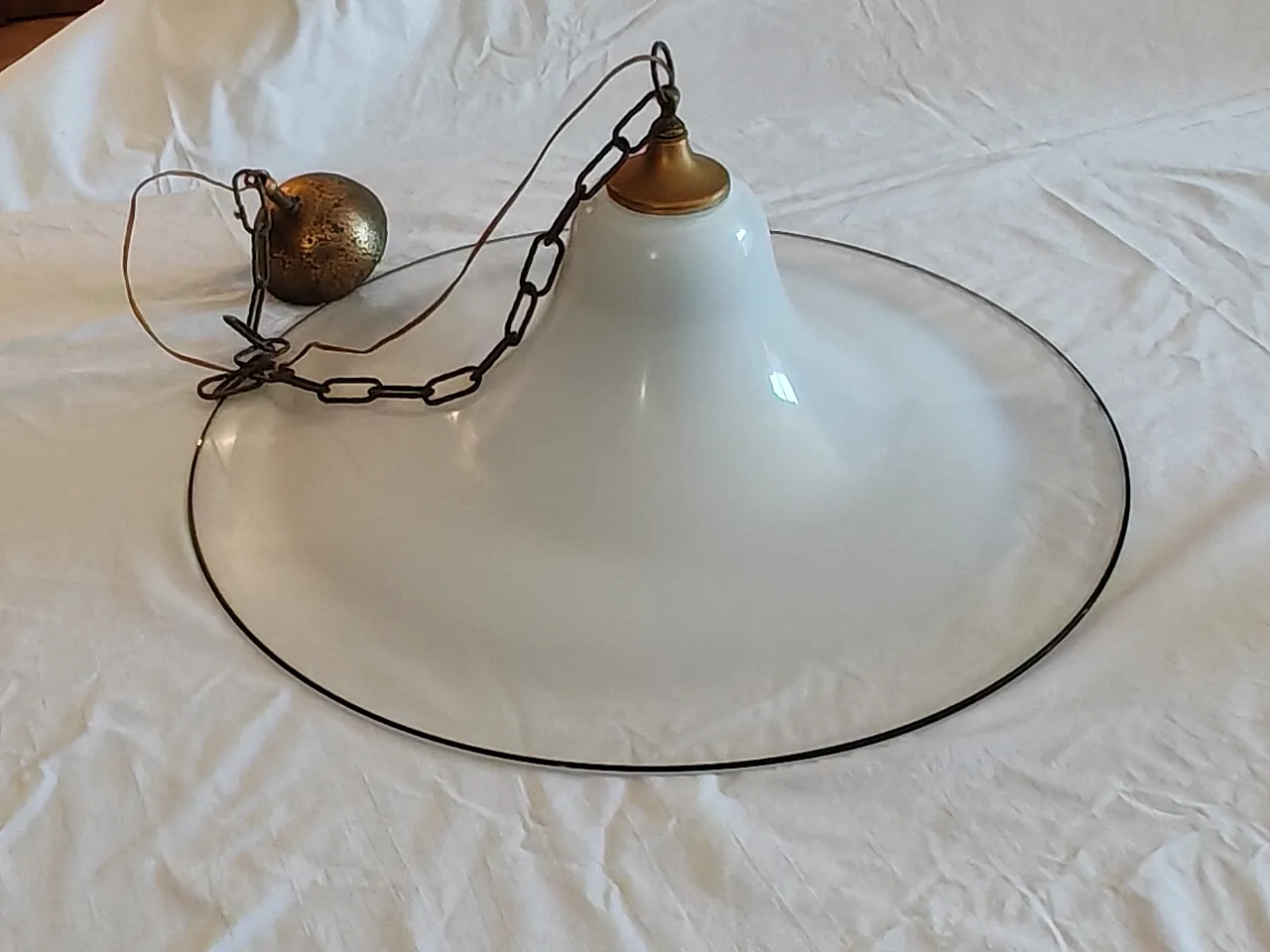 Lampadario Ufo in Vetro di Murano Incamiciato, anni '70 1