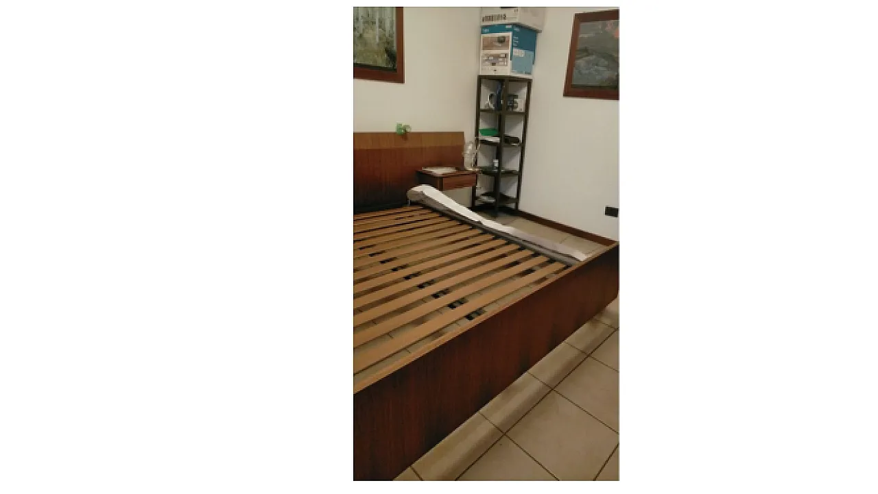 Rosewood veneered double bed frame with hanging nightstands, 1960s 7