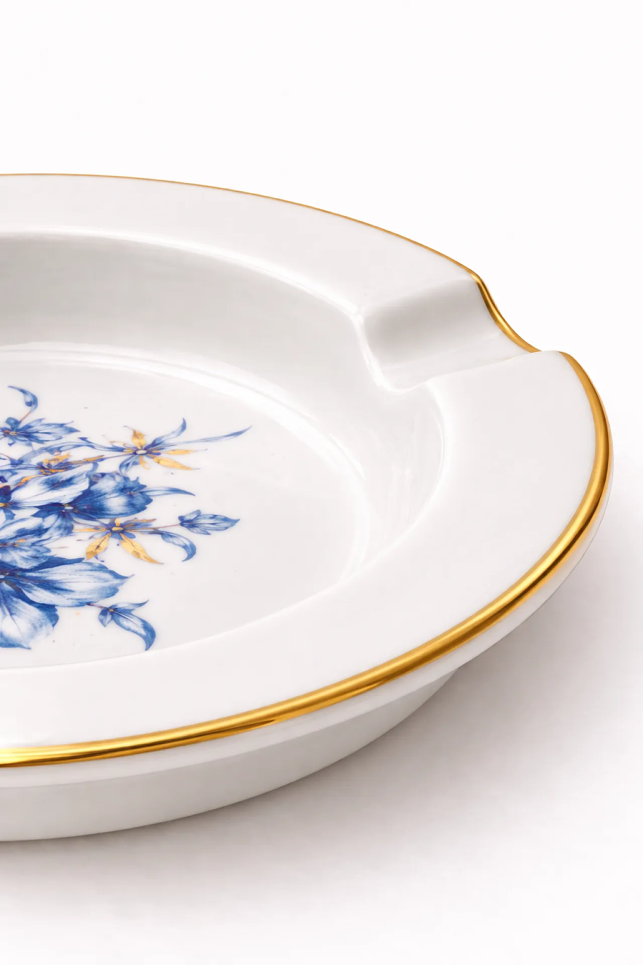Porcelain Ashtray by Meissen Blue and Gold Floral Decoration, 70s 4
