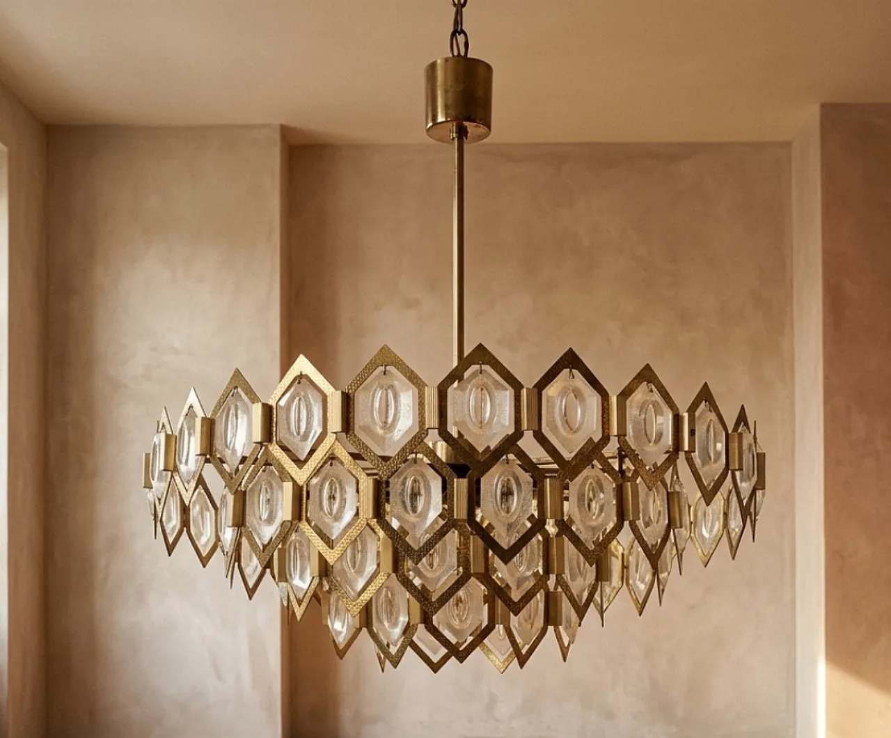 Lampadario in vetro e ottone di Jaroslav Bejvl Kamenický, anni '60 17