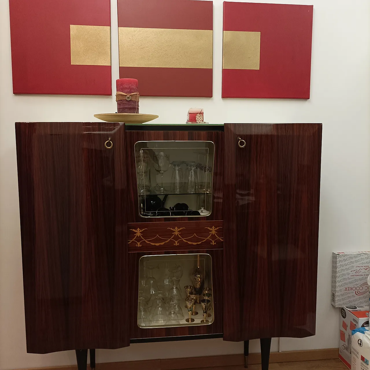 Mid-century display case 3