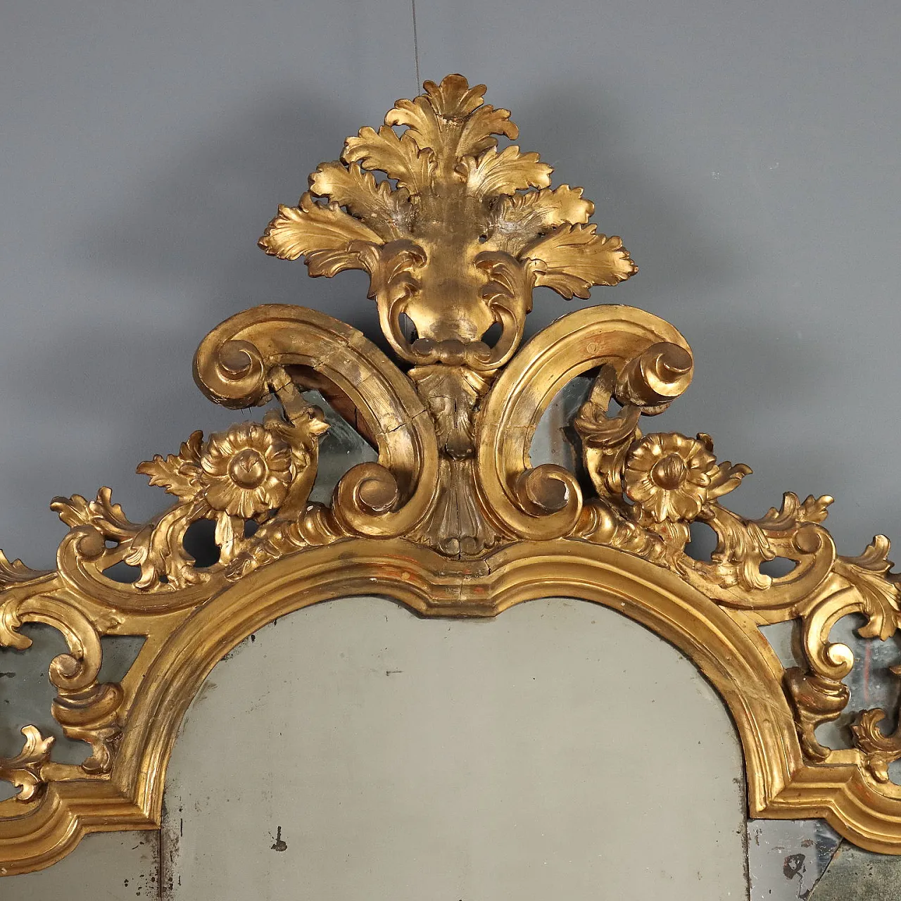 Carved and gilded wooden fireplace, 18th century 3