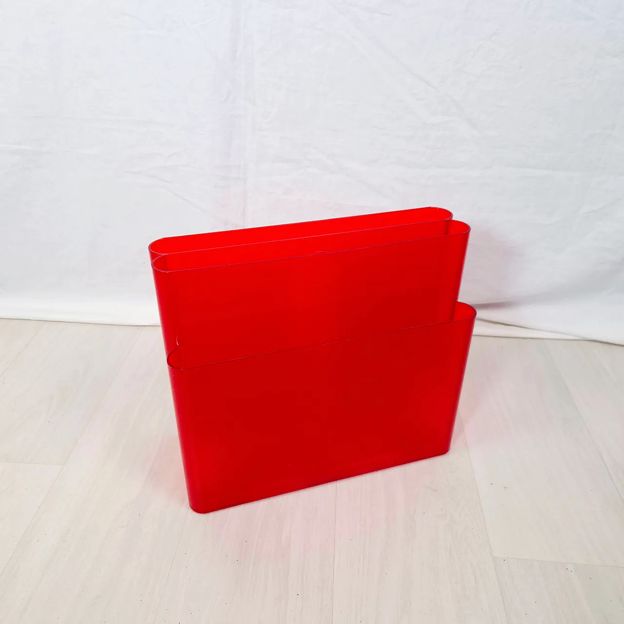 Magazine rack  by Giotto Stoppino for Kartell, 90s 2