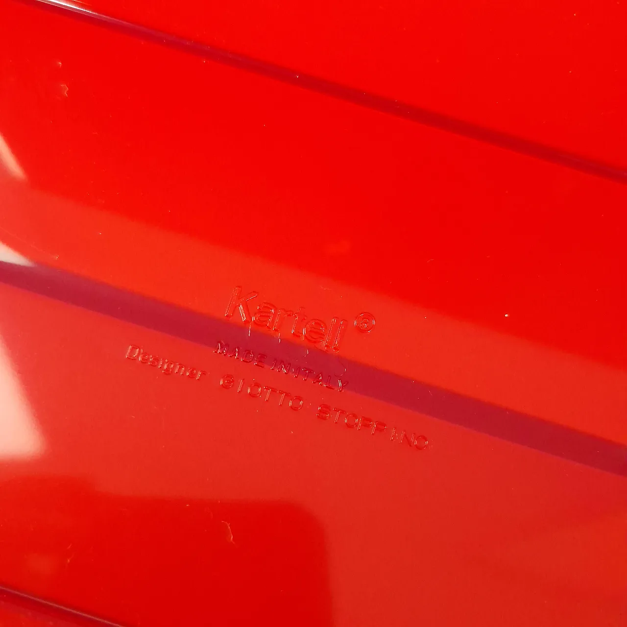 Magazine rack  by Giotto Stoppino for Kartell, 90s 7