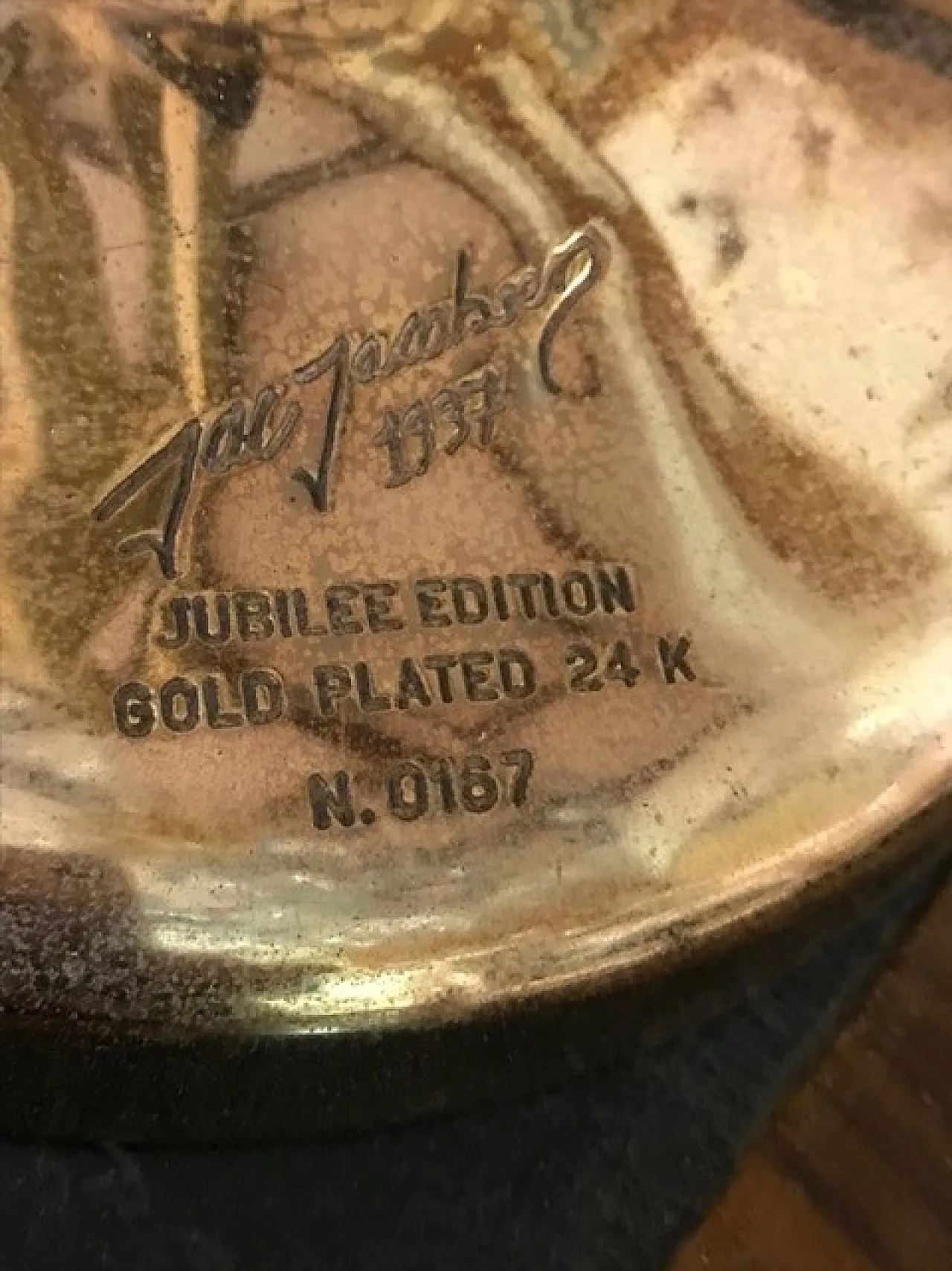 Naska Loris desk lamp by Jac Jacobsen golden plated, 80s 3