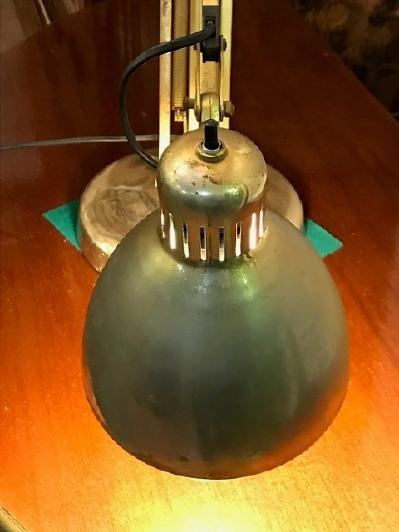 Naska Loris desk lamp by Jac Jacobsen golden plated, 80s 6